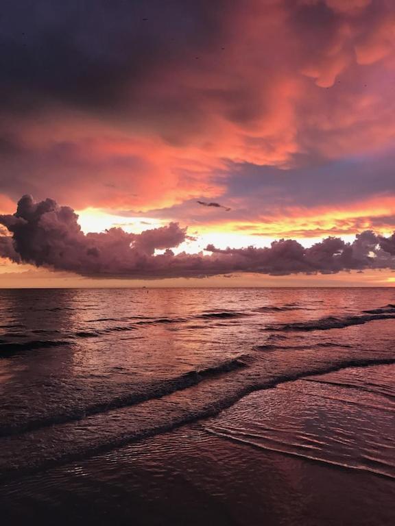 Escape To An Island Adventure! Free Bikes & Beach Items Анна-Марія Екстер'єр фото
